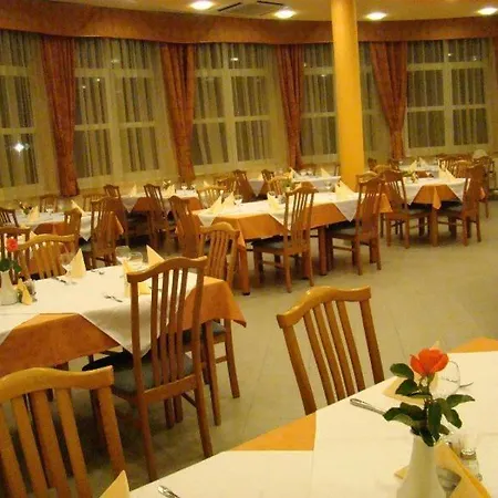 Ovit Hotel
